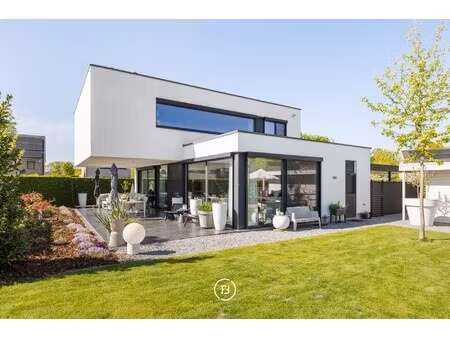 huis te koop in hasselt met 3 slaapkamers