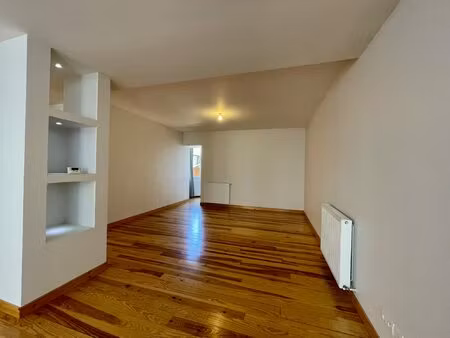 - pau centre ville - appartement t4 non meuble -