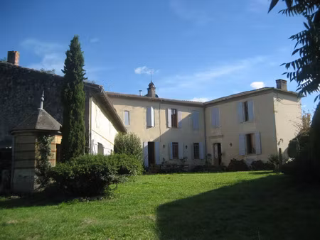 vente maison 8 pièces 225 m² barsac (33720)