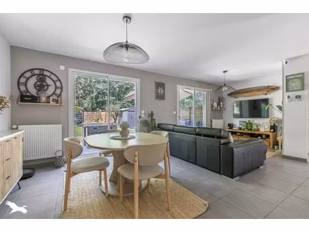vente maison 4 pièces 82 m² saint-médard-en-jalles (33160)