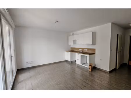 location appartement  29.04 m² t-1 à castelnau-le-lez  650 €