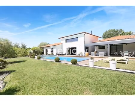 maison 4 pièces - 188 m²