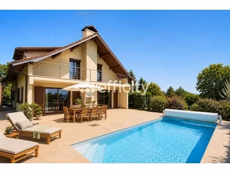 maison 8 pièces - 170 m²