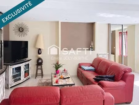 vente immeuble à meslay-du-maine (53170) : à vendre / 145m² meslay-du-maine