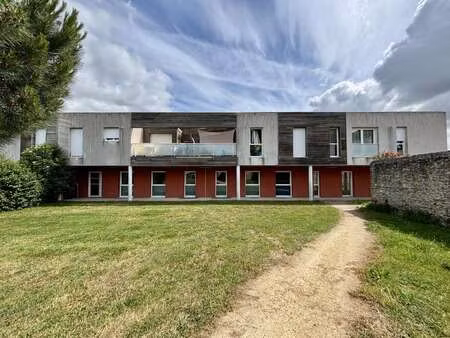 vente bureaux et commerces au landreau (44430) : à vendre / 291m² le landreau