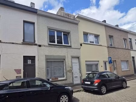 maison à louer avec jardin et 3 chambres   ledeberg (rbw17835)