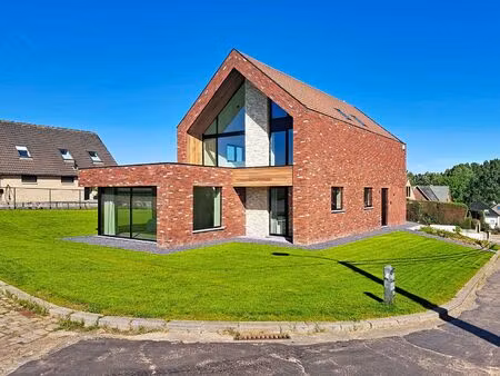 maison à louer à kerkhofstraat 5 tervuren (rbw17974)