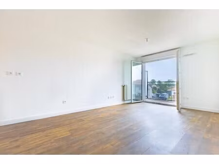 appartement de 3 pièces de 58 m² à saint-sébastien