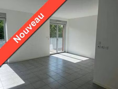 location appartement 2 pièces à saint-herblain bourg-solvardière-pelousière (44800) : à lo