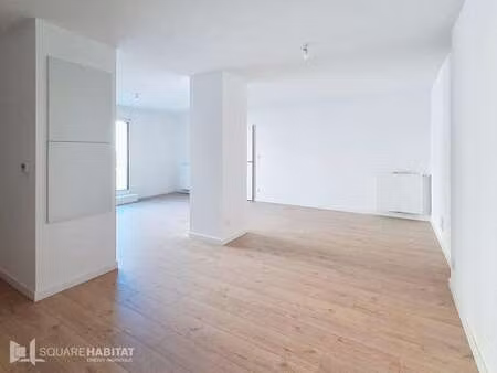 location appartement 3 pièces à vitré champ de foire-la fleuriais (35500) : à louer 3 pièc