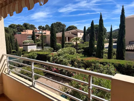 vente appartement 3 pièces 68m2 bormes-les-mimosas 83230 - 349000 € - surface privée