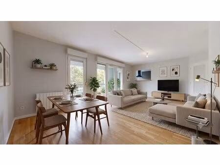 appartement t4 de 85m² avec balcon vue rhône et parking - aven