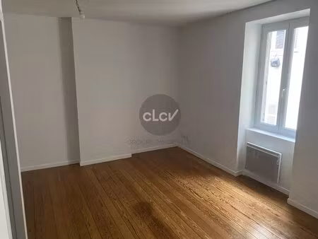 t2 de 53 50 m² dernier étage centre 69400 villefranche sur saone