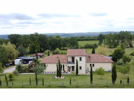 vente maison 6 pièces 137.56 m² à figeac (46100)  434 600 €