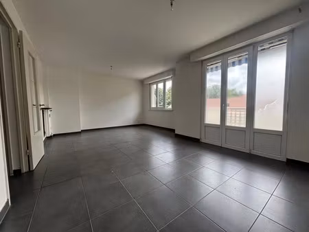 location appartement 4 pièces 81 m² à mulhouse (68200)