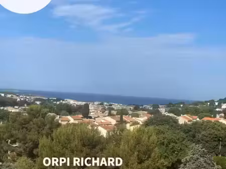 location appartement 3 pièces 75 m² à six-fours-les-plages (83140)