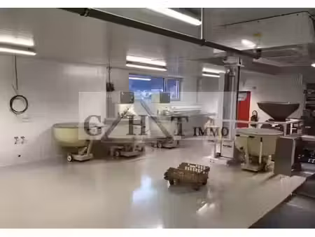 laboratoire alimentaire a louer de 1 337 m2 sur montreuil