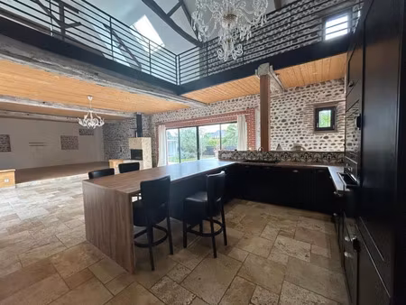location maison 6 pièces 402 m² à denguin (64230)