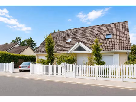 vente maison 7 pièces 185 m² la queue-en-brie (94510)