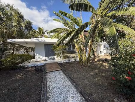 location maison 4 pièces 90 m² à saint-pierre (97410)