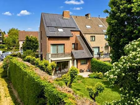 maison 3 façades au coeur de strombeek