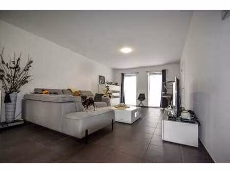 maison trois chambres