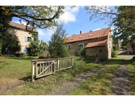 ensemble d'anciens moulins à eau sur 2 ha 47 de terrain avec étang