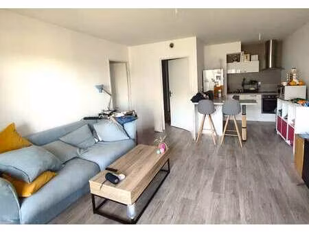 location appartement 2 pièces à carquefou (44470) : à louer 2 pièces / 45m² carquefou