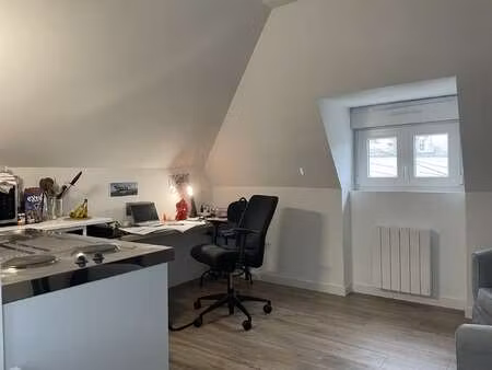location appartement t1 meublé à laval les fourches (53000) : à louer t1 meublé / 16m² lav