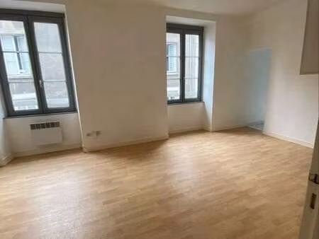 location appartement 2 pièces à nantes centre ville (44000) : à louer 2 pièces / 49m² nant