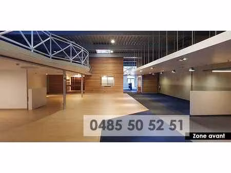 commerce moderne et xxl (1038m2) avec parking à woluwe-st-l.