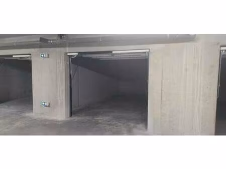 parking à louer