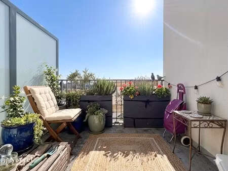 exclusivité t4 lumineux séjour 36 m2 résidence récente double stationnement