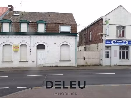 ensemble de 1647 m²