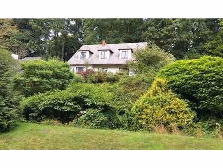 villa 5 chbr  grand jardin  coloc possible  bail d'un an.