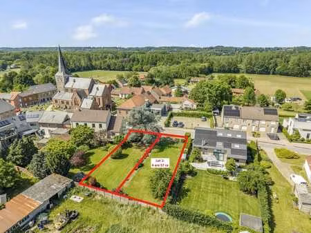 zuid-gerichte bouwgrond voor half-open bebouwing !