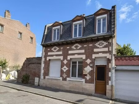 62000 arras - hyper centre - maison à fort potentiel d'aménage