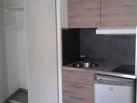 location appartement t1 meublé à grenoble (38000) : à louer t1 meublé / 16m² grenoble