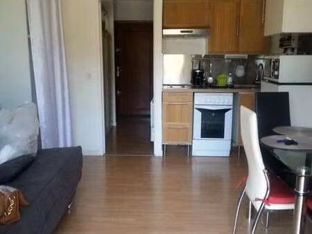 location appartement t1 meublé à villeneuve-loubet (06270) : à louer t1 meublé / 26m² vill
