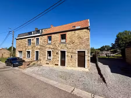maison 3 façades avec jardin