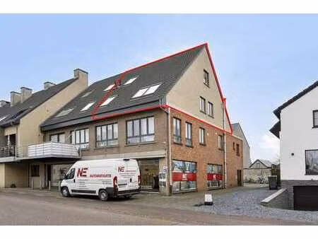 appartement en duplex dans le centre de kortessem