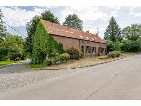 ferme atypique 4 chbres/jardin/garage/idéale pour prof. libé
