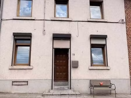 maison 4 chambres    chapelle-lez-herlaimont