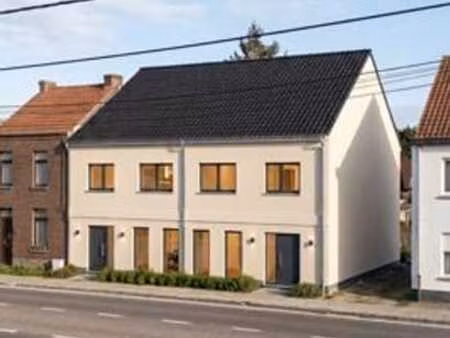 gros œuvre fermé avec extérieur – 3 chambres  5 possibles