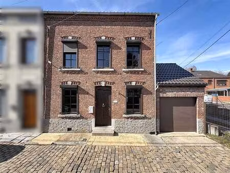 maison 3 façades avec jardin et 2 garages à bouffioulx