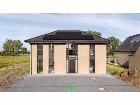 villa contemporaine neuve à wihéries sur 33 ares