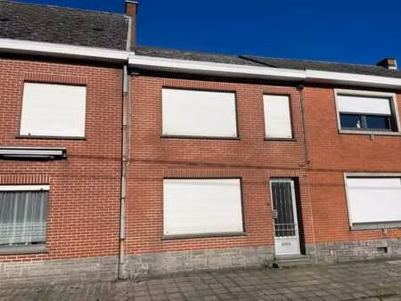 maison 2 façades avec jardin et garage