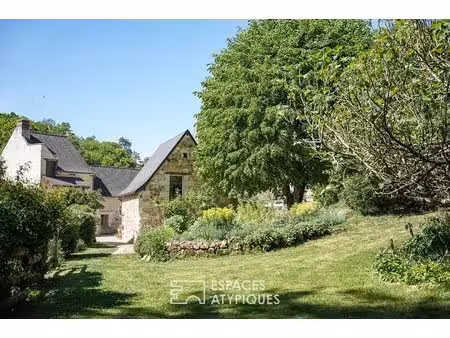 domaine à l'esprit village au coeur de la forêt de chinon