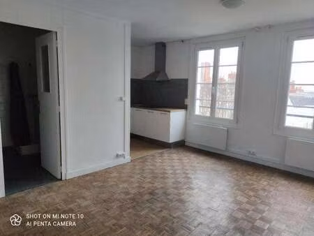 location appartement t1 à nantes centre ville (44000) : à louer t1 / 27m² nantes centre vi