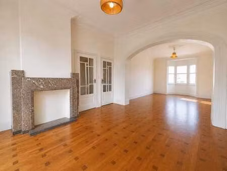 maison art deco - +/- 257m2 - 5ch avec garage et jardin